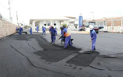 Prefeitura de Itaberaba inicia obras de asfaltamento na Rua da Estação e anuncia novos projetos